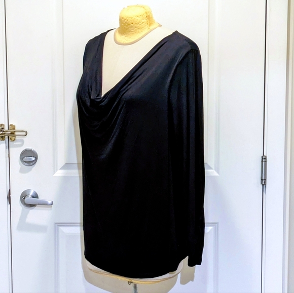 3/$30 GUC Penningtons 3X Black Open Back Viscose Blend Drape Collar Top - Picture 6 of 8